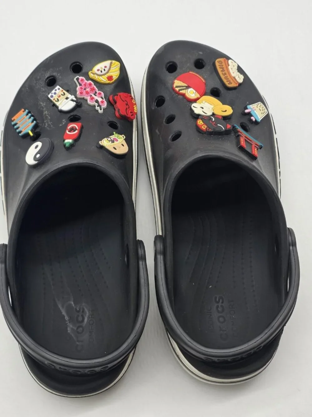 Crocs Clog Shoes Mens Size 9 Black Jibbitz Slip On Sandals Stains Comfort Casual - Picture 8 of 12